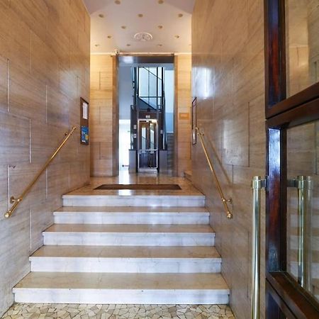 Primopiano - Jenner Apartment Милано Екстериор снимка