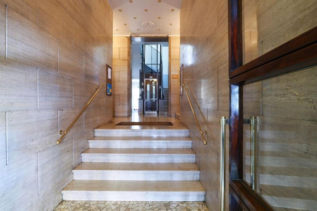 Primopiano - Jenner Apartment Милано Екстериор снимка