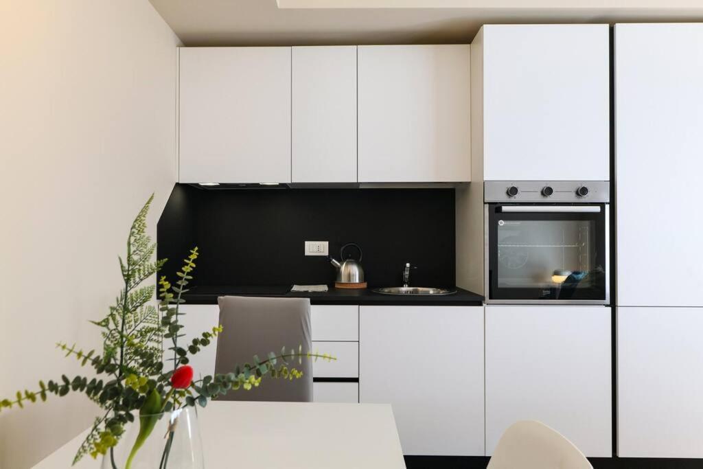 Primopiano - Jenner Apartment Милано Екстериор снимка