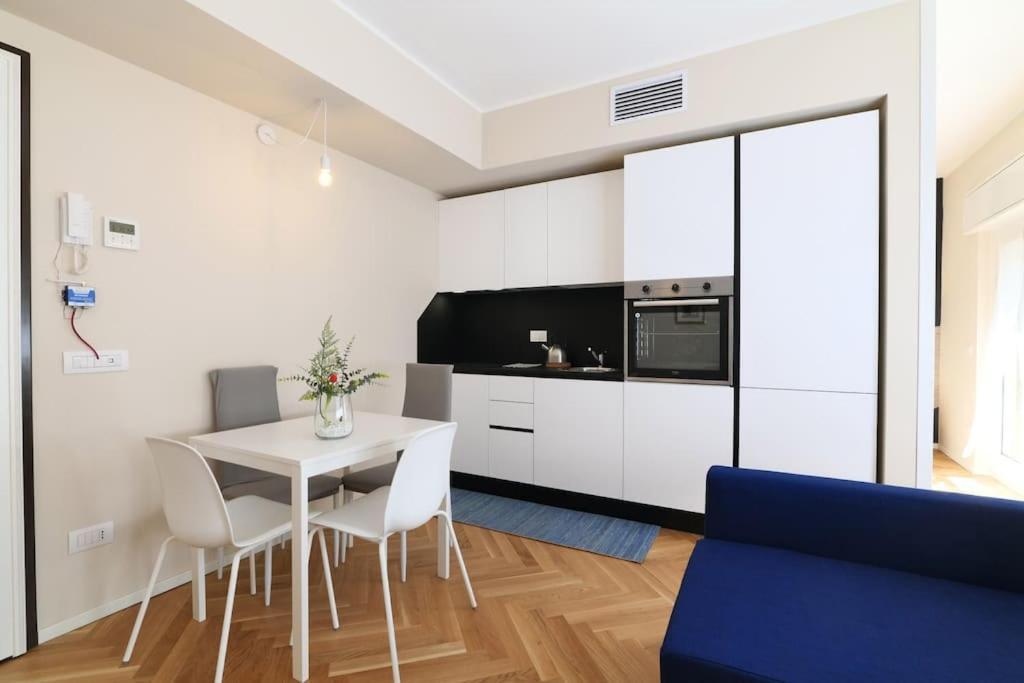 Primopiano - Jenner Apartment Милано Екстериор снимка