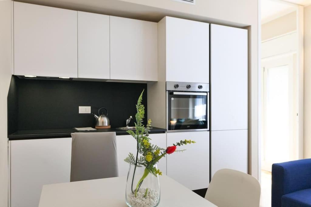 Primopiano - Jenner Apartment Милано Екстериор снимка